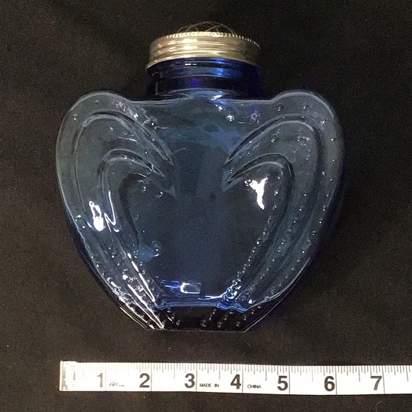 Cobalt blue heart shaped vase - Picture 5 of 6